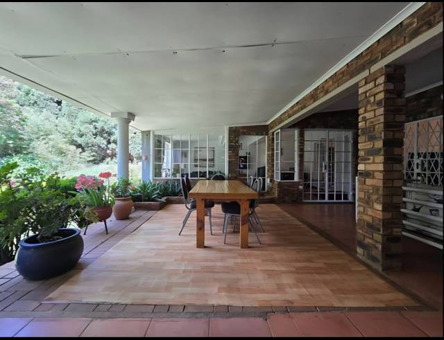 16,466M² SMALLHOLDING FOR SALE IN WALKERVILLE CENTRAL